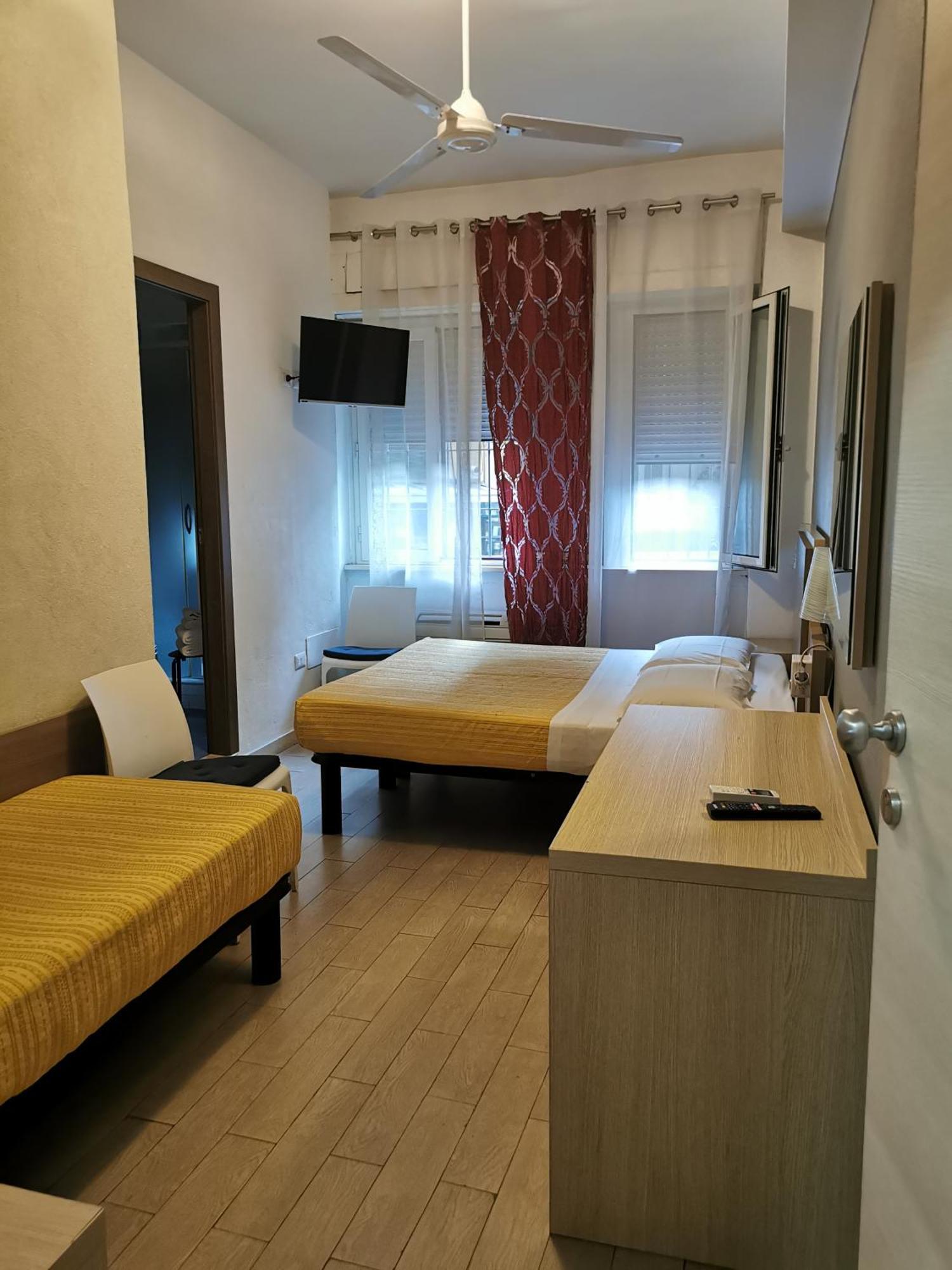 Hotel Bissi Μιλάνο Δωμάτιο φωτογραφία